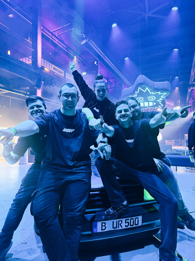 <p>Das Community- & Moderatoren-Team auf dem Secret BURRsday Event 2026</p>