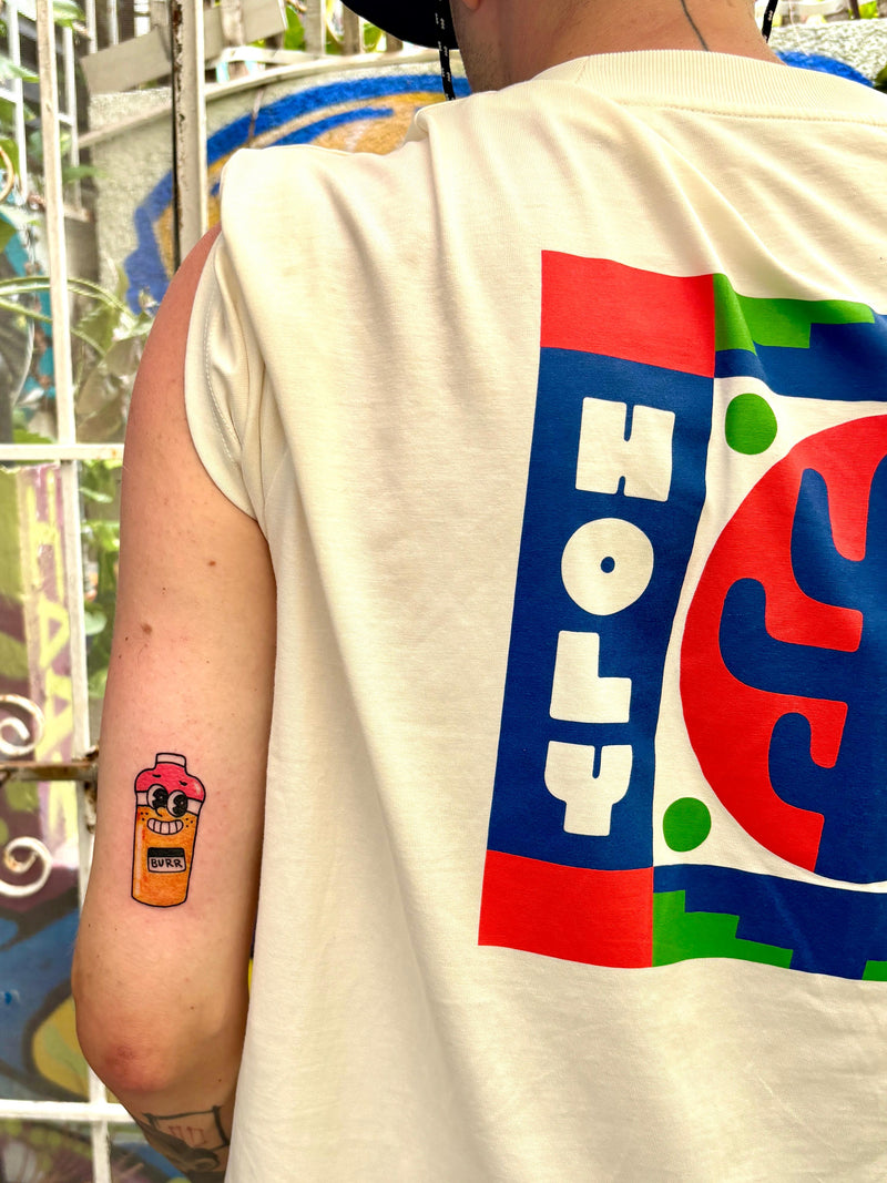 <p>HOLY.Benny mit seinem ersten HOLY Tattoo</p>